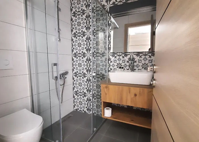 Alojamento de Acomodação e Pequeno-almoço Adil 4*