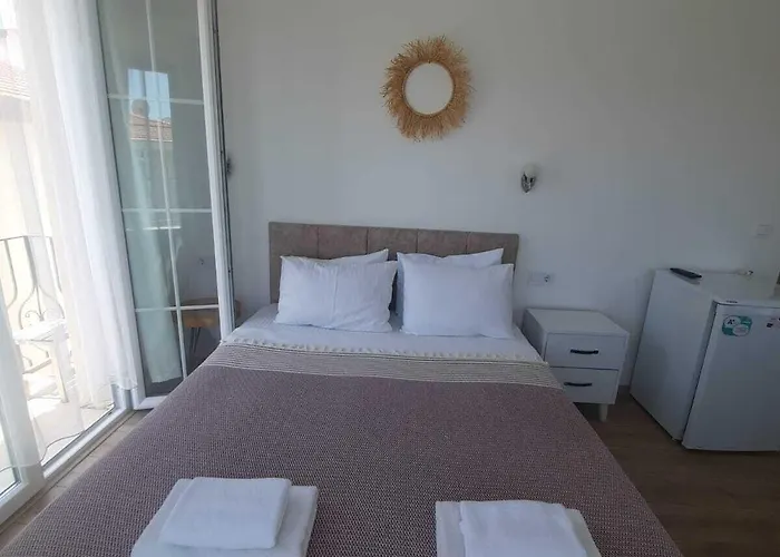 Adil ベッド・アンド・ブレックファスト