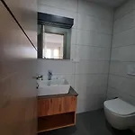 Oda ve Kahvaltı Adil